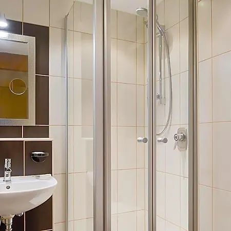 Am Brenner Hotel